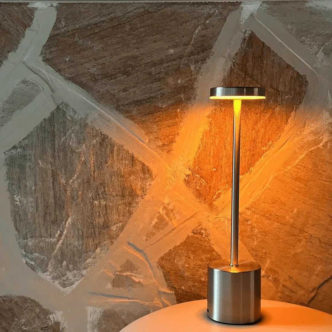 Lumina Elegance Luxe Lamp
